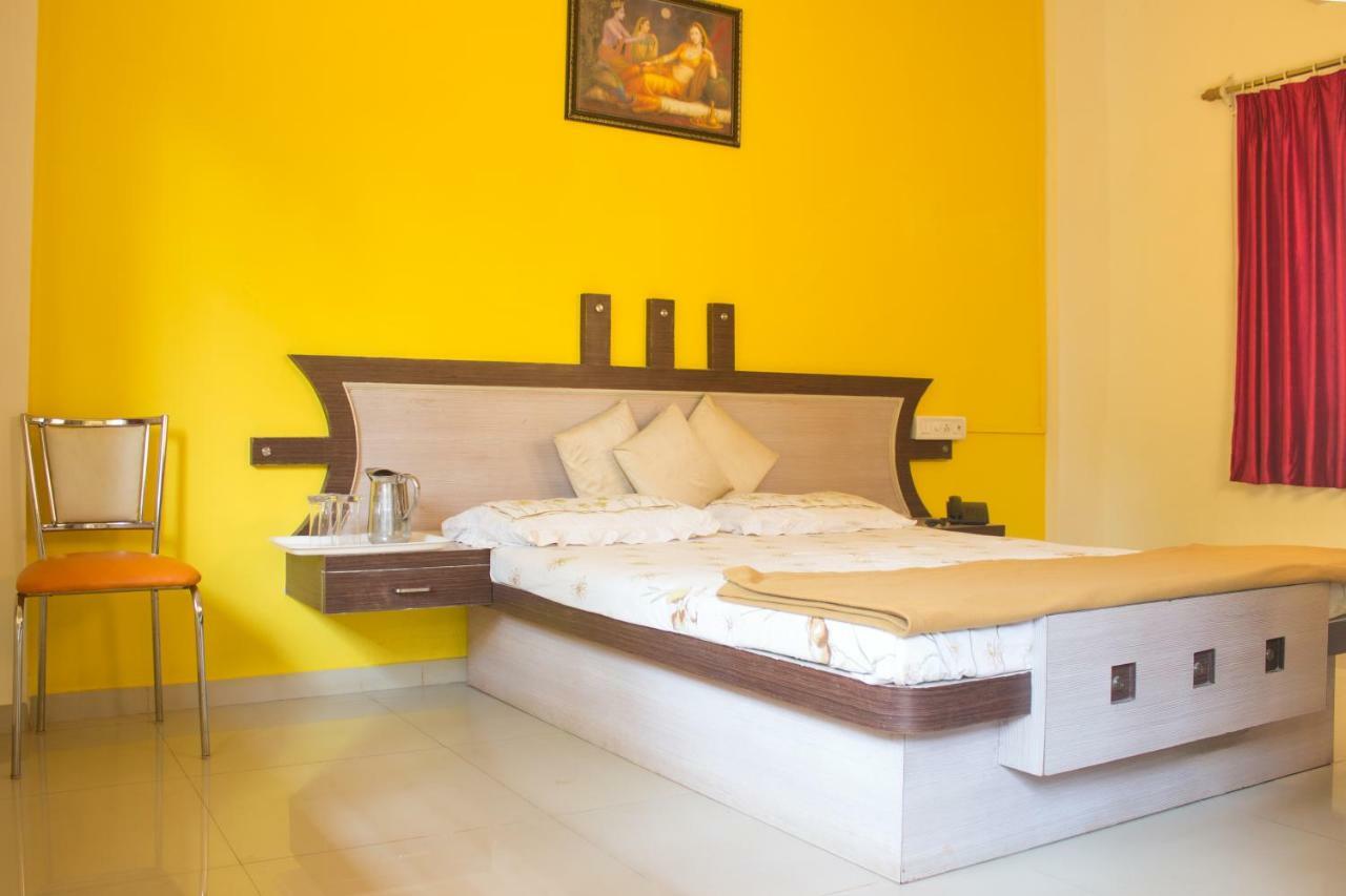 Maitreya Beach Resort ดิเวเอการ์ ภายนอก รูปภาพ