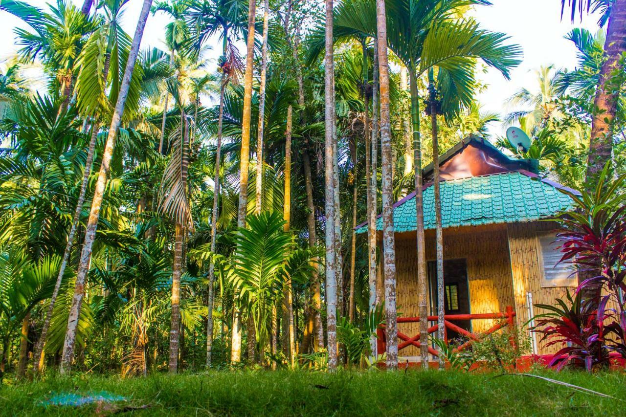 Maitreya Beach Resort ดิเวเอการ์ ภายนอก รูปภาพ