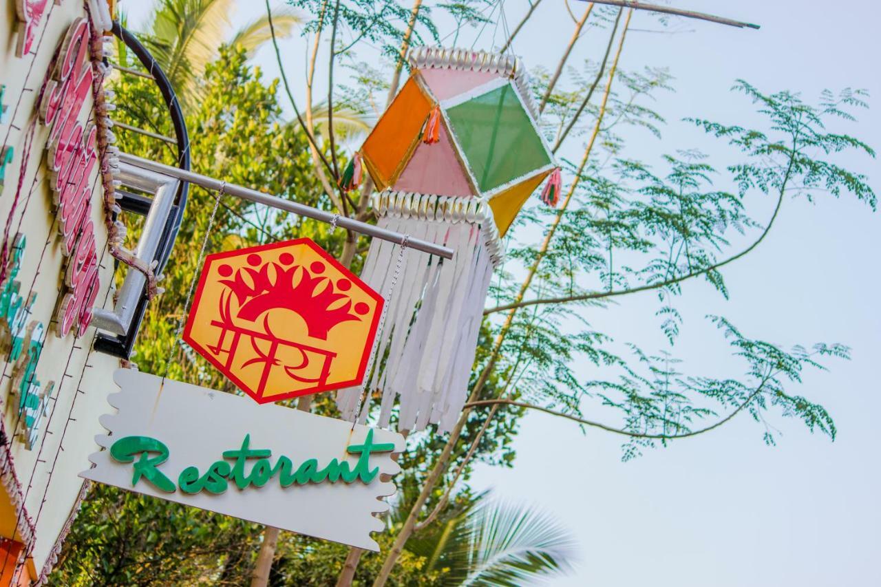 Maitreya Beach Resort ดิเวเอการ์ ภายนอก รูปภาพ