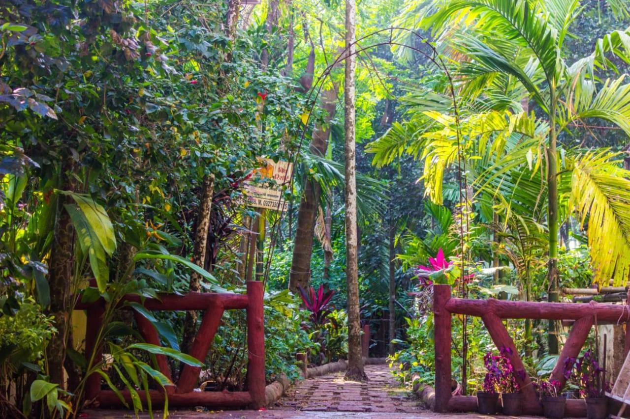 Maitreya Beach Resort ดิเวเอการ์ ภายนอก รูปภาพ
